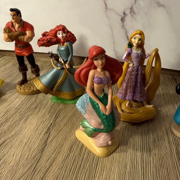 Disney Mixed Character Figures Lot – Princesses + Beauty & the Beast (10-12 pcs) - Picture 3 of 13